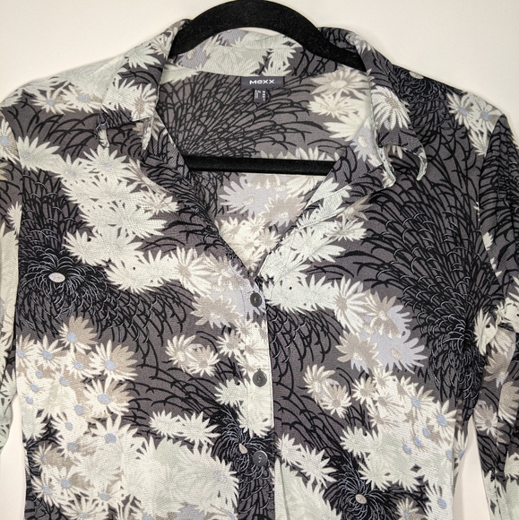 MEXX Floral Print Grey and White Blouse - Picture 3 of 3